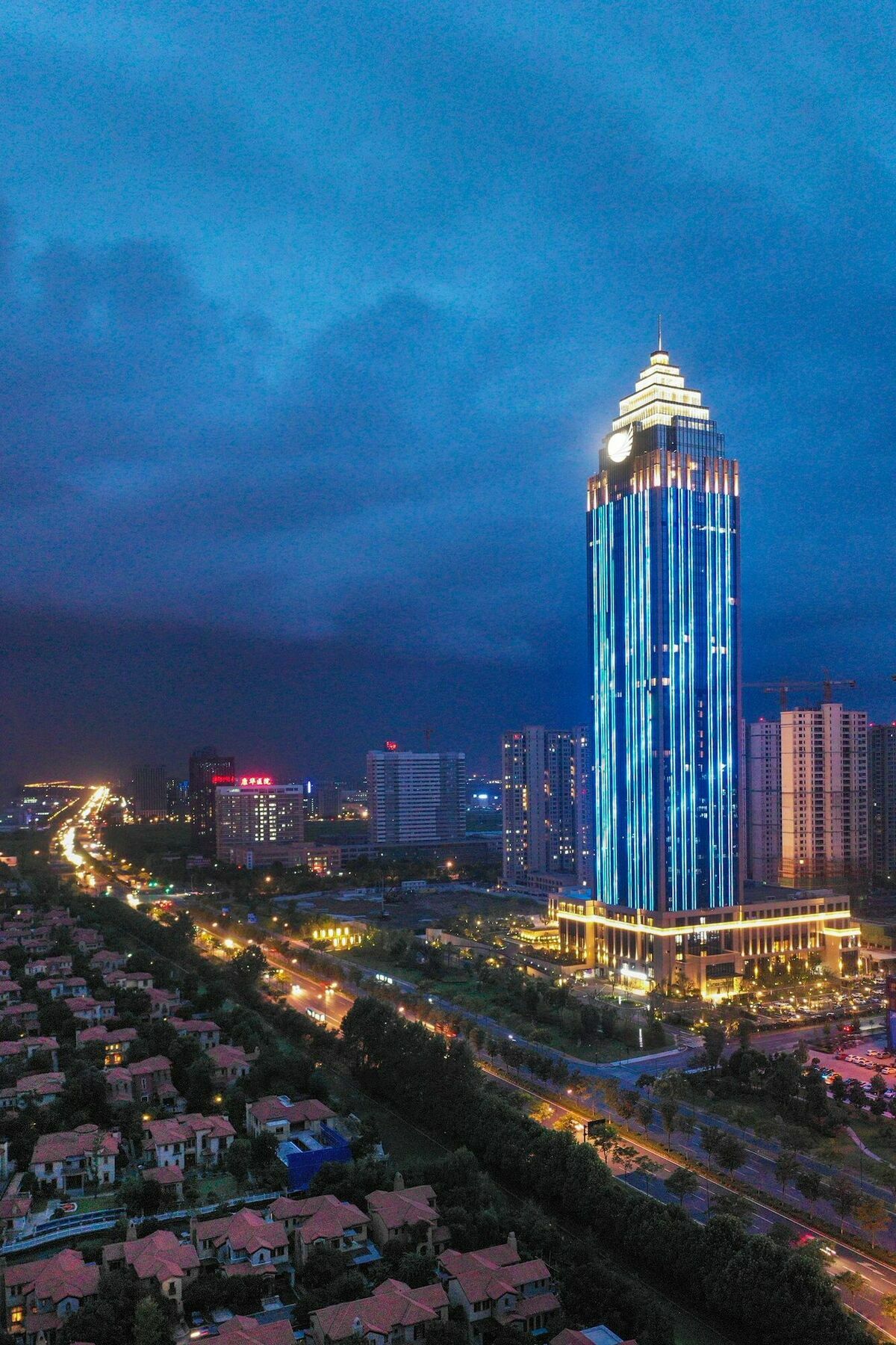 Grand New Century Hotel Haining Zhejiang Exterior foto